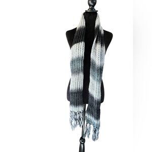 New York & Company Black and White Ombre Scarf
